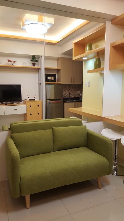 Breeze Residences By Cs Luxe Manila Esterno foto