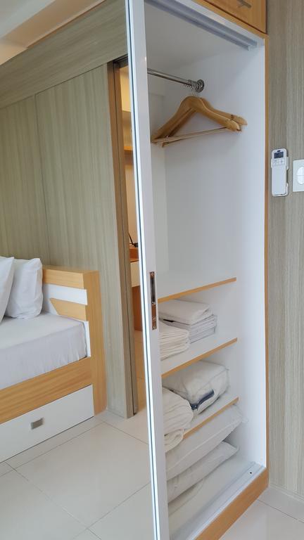 Breeze Residences By Cs Luxe Manila Esterno foto