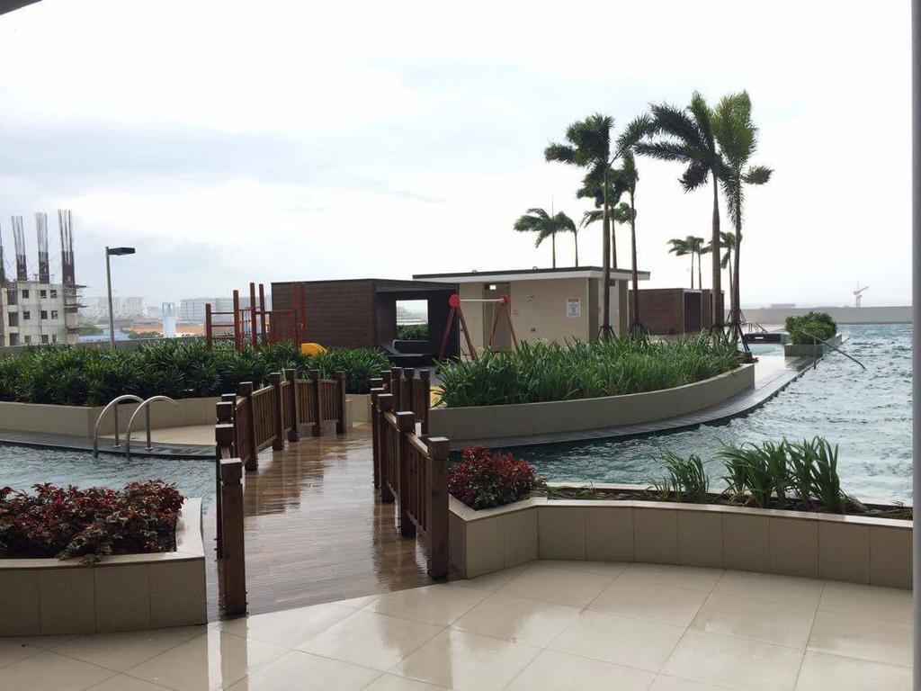 Breeze Residences By Cs Luxe Manila Esterno foto